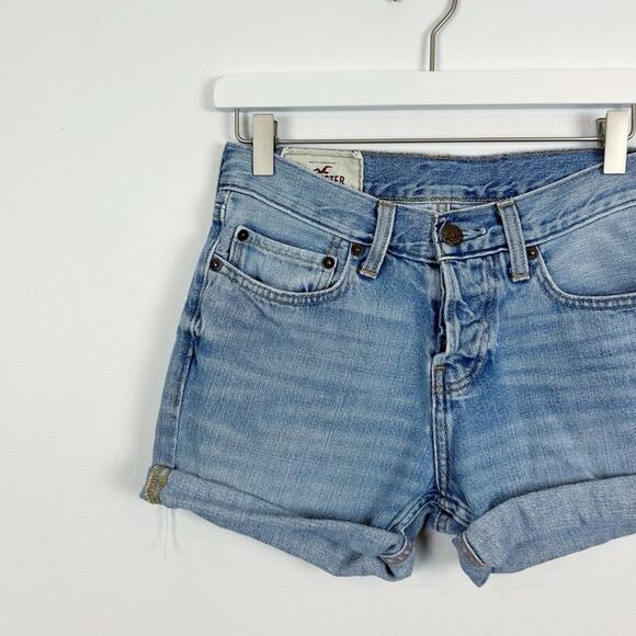 Hollister Y2K Medium Wash Denim Shorts Size 28 - Picture 2 of 8